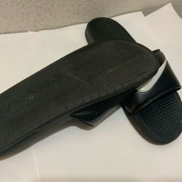 Nike Benassi JDI Slides Black White Sandals Swoosh Logo Slip On Men's 11 - Picture 6 of 8